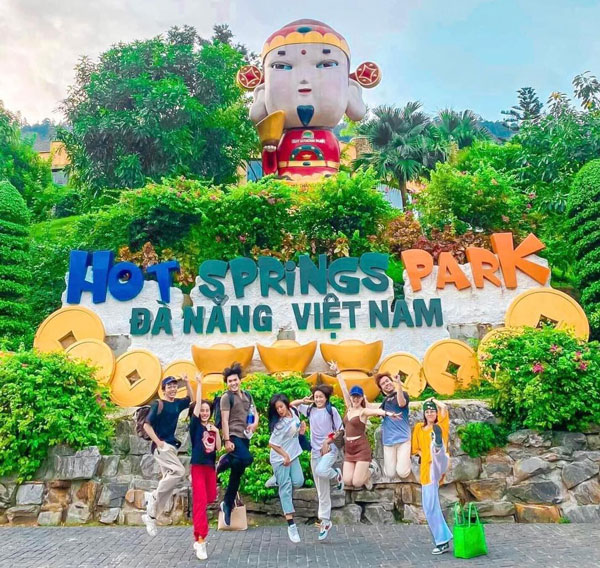 Núi Thần Tài Đà Nẵng có trải nghiệm gì thú vị?